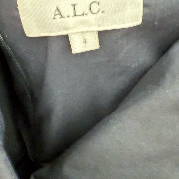 Blue dress - Picture 4 of 7